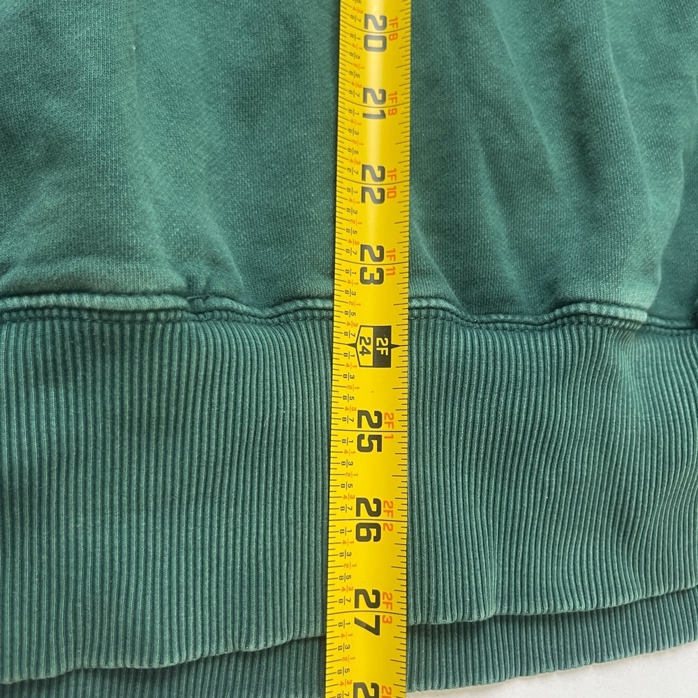 American Eagle Medium Crew Neck Pullover Peace Sweatshirt Green - Picture 8 of 8
